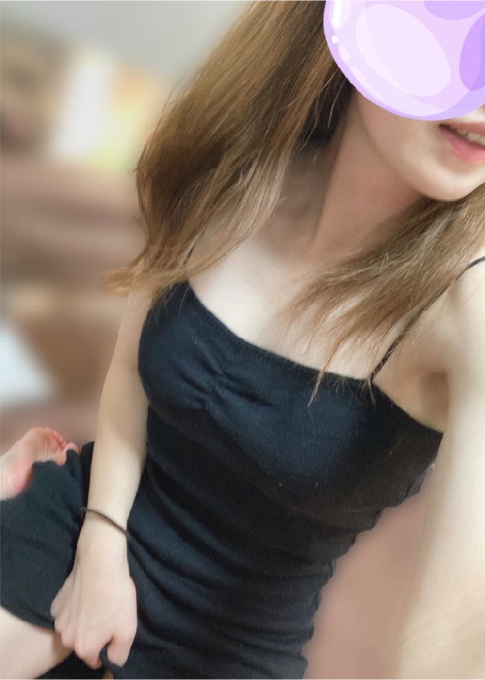 ✨️出勤速報✨️白ギャル登場！